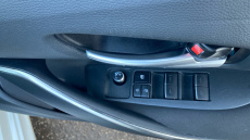 Toyota Corolla 1.8 VVT-i Hybrid Icon Tech 5dr CVT Hybrid Hatchback